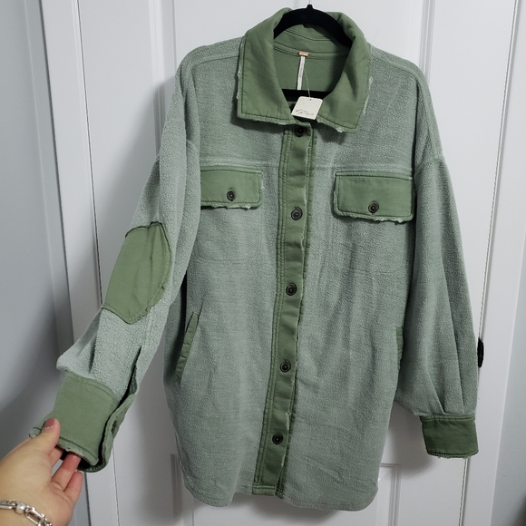 FREE PEOPLE Ruby Soft Oversized Shacket Jacket in Jaded - Picture 6 of 7